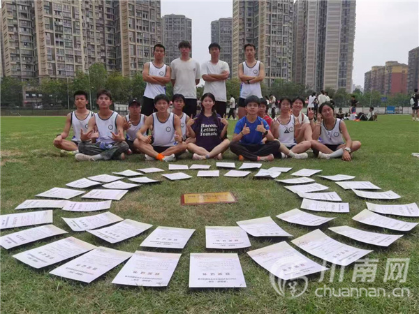 用拼搏定义青春！合江职高学子热血征战市运