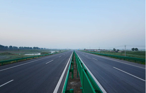 据悉,为了更好地融入重庆,打造泸州开放的格局,泸州将建设国道g246